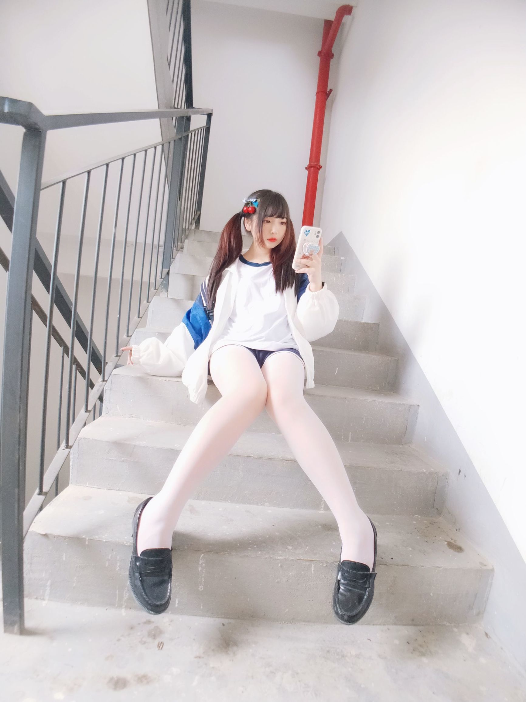 [COS福利]二次元美女古川kagura白丝体操运动服插图4
